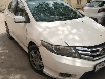 2011 Honda City White Sedan, 5th Owner