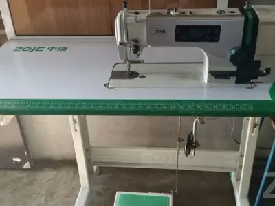 Zoje Industrial Sewing Machine with Table Zoje Industrial Sewing Machine with Table