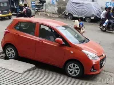 Hyundai Grand i10 Magna CNG – Orange Hatch Hyundai Grand i10 Magna CNG – Orange Hatch