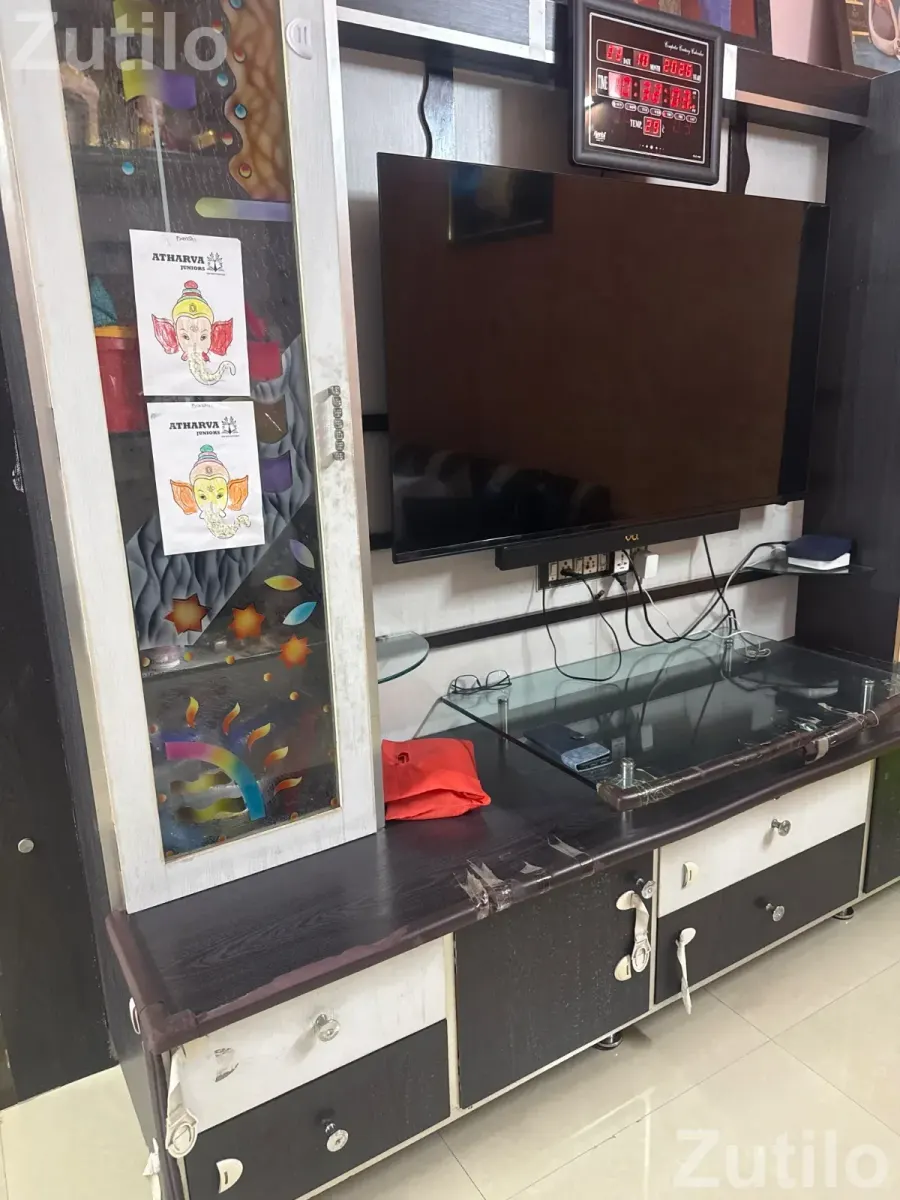 Large Wooden TV Cabinet / Entertainment Unit (8 ft x 6 ft) - Wardrobes, Cupboards & Storage - Ahmedabad City - Image 2