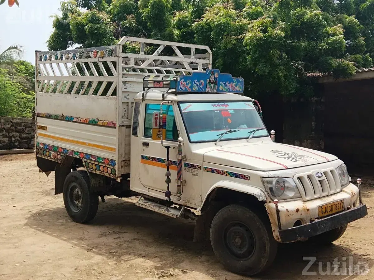 2016 Mahindra Bolero Pickup Diesel - ટ્રક અને લોરી - પોરબંદર - Image 2