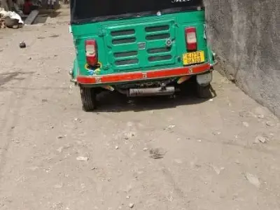 2019 Bajaj 4 Stroke Auto Rickshaw