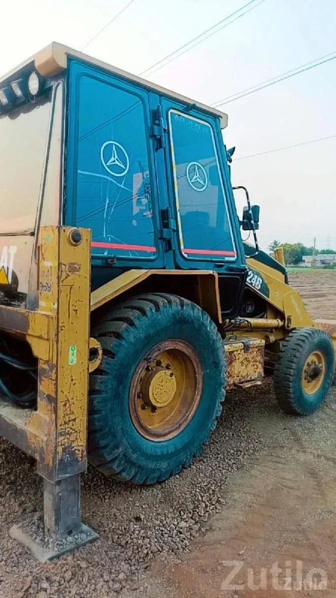 CAT 424B Backhoe Loader for Sale - Construction Vehicles - Virpur - Image 2