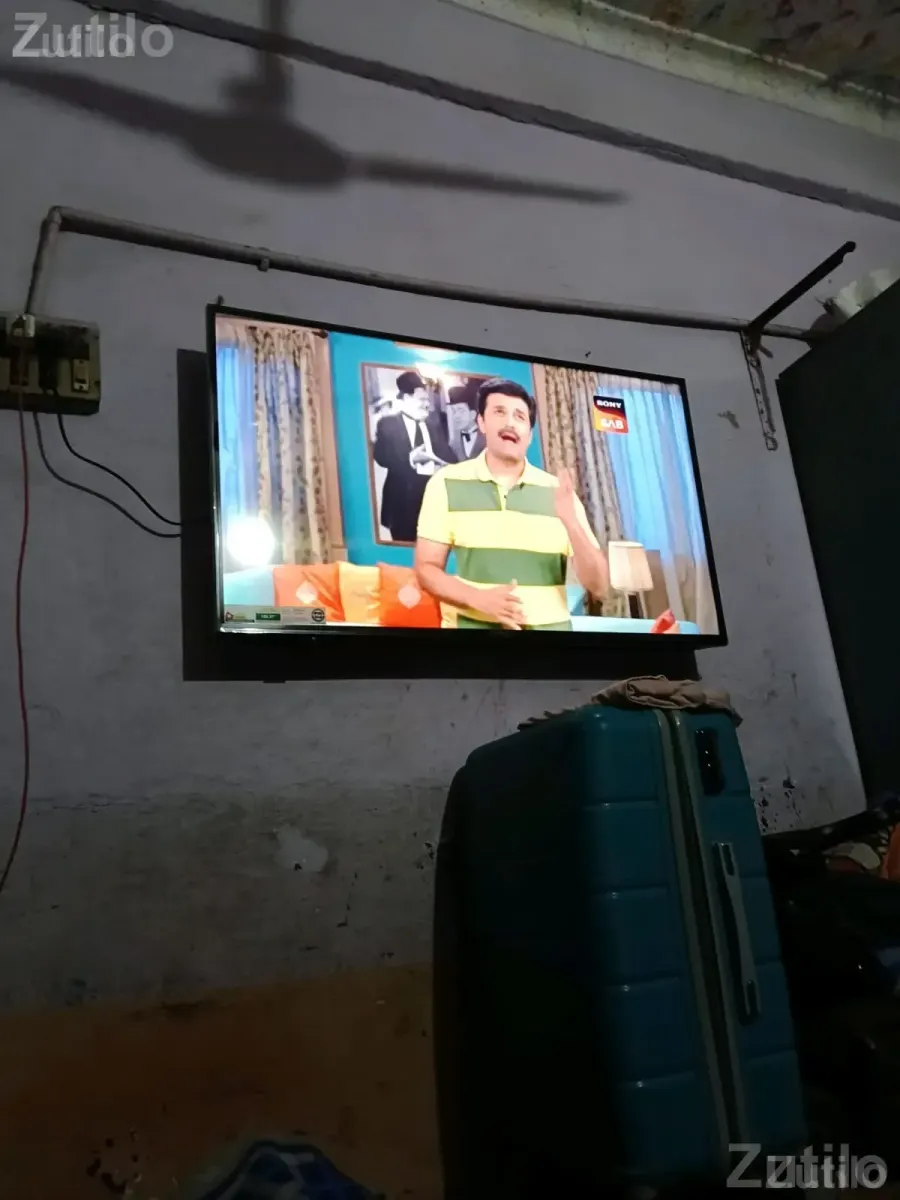 LG AI Smart LCD TV 43 Inch - ટીવી - અમદાવાદ શહેર - Image 1