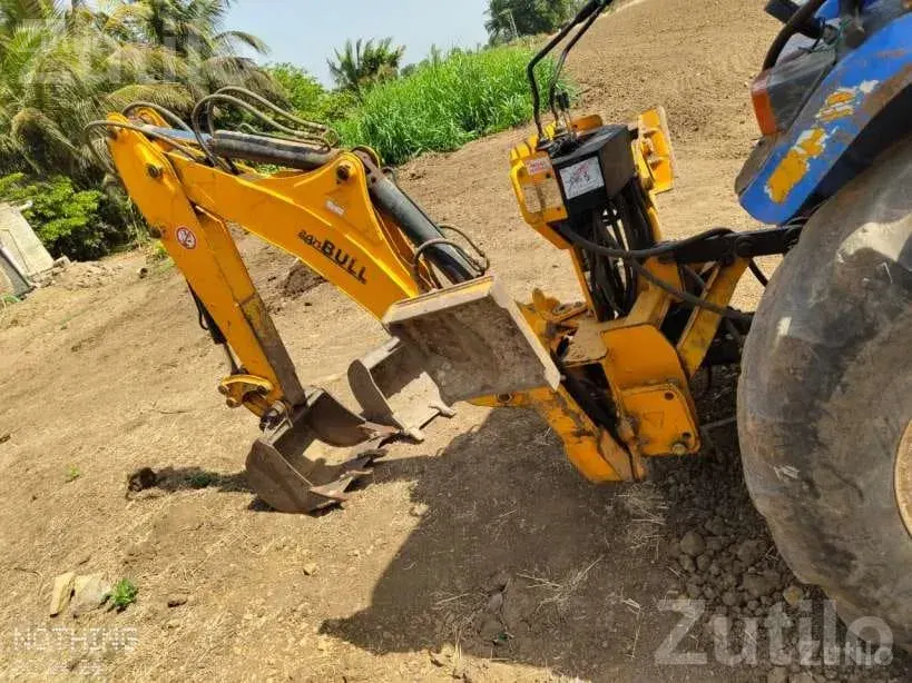 Bull Backhoe Boom Attachment with 2 Buckets - Machinery - Keshod - Image 2