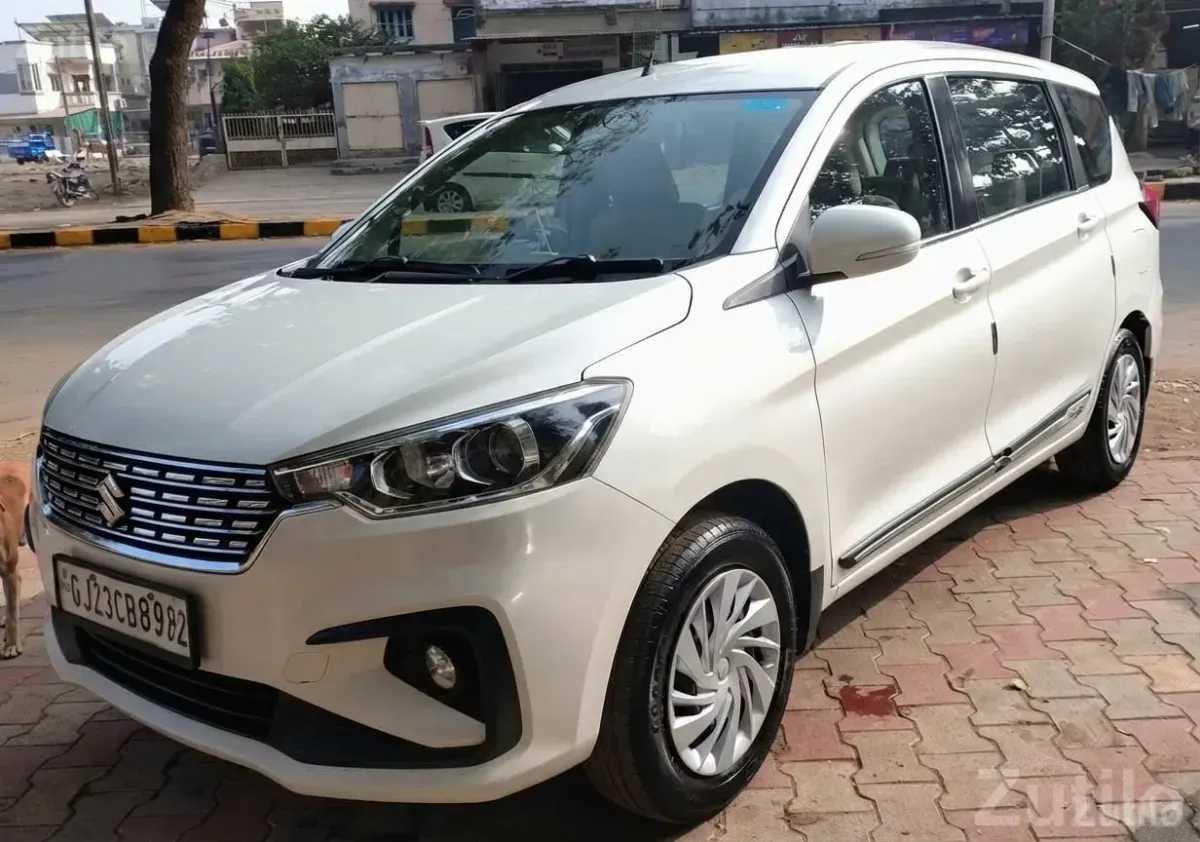 White Maruti Suzuki Ertiga MPV - Cars - Anand City - Image 3