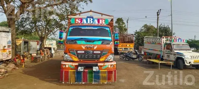 Eicher Model 14 Cargo Truck - Trucks & Lorries - Mahuva - Image 2