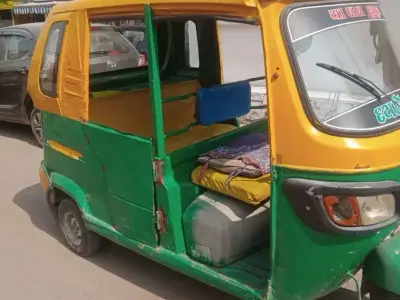 Green Yellow Auto Rickshaw, 2 Available