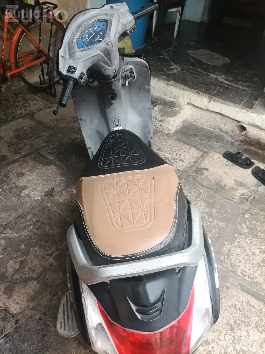 Honda Activa 2018 Model Black Scooter - Bikes - Upleta - Image 2