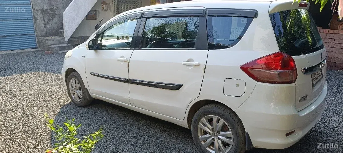 ફોર વ્હીલ-કાર વેચવાની છે - Cars - Gadhada - Image 3