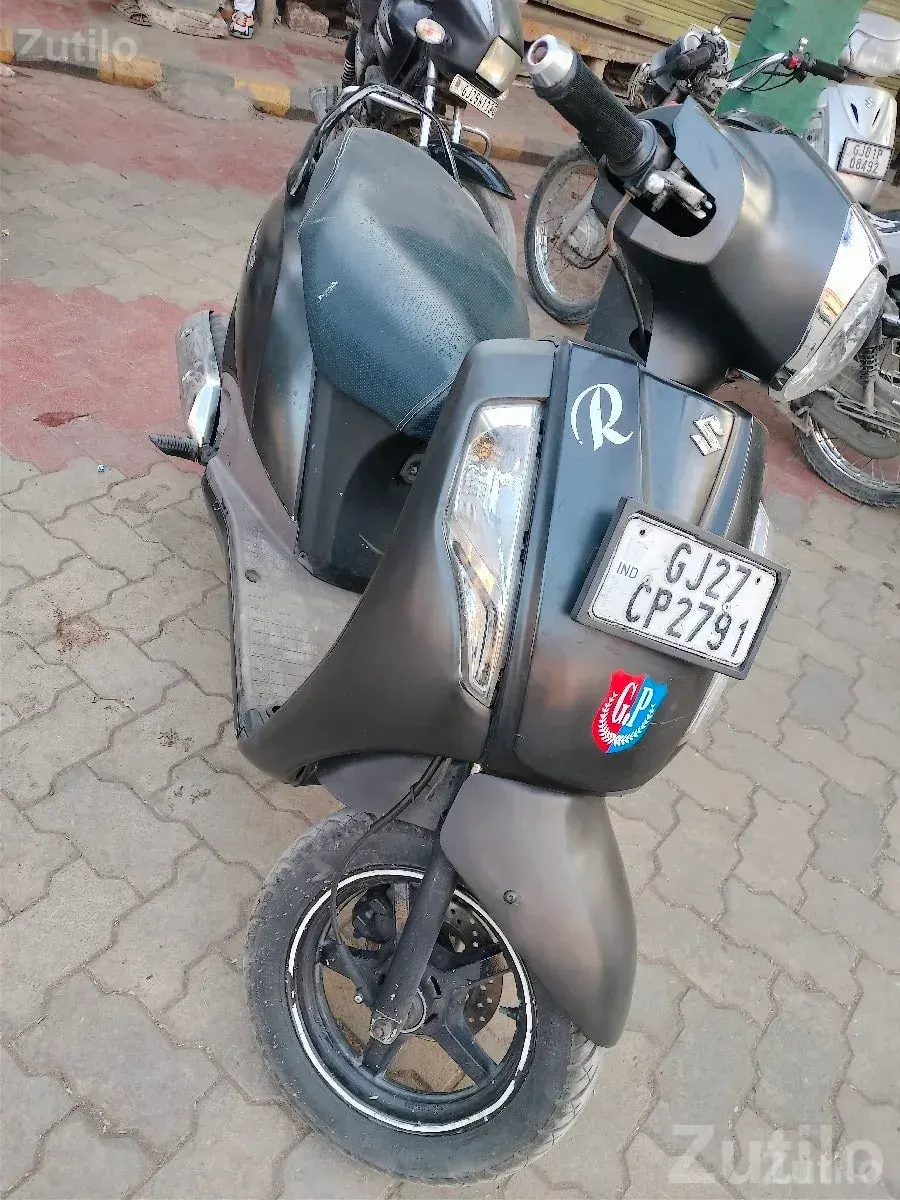 2019 Suzuki Scooter for Sale - Bikes - Bhanvad - Image 2