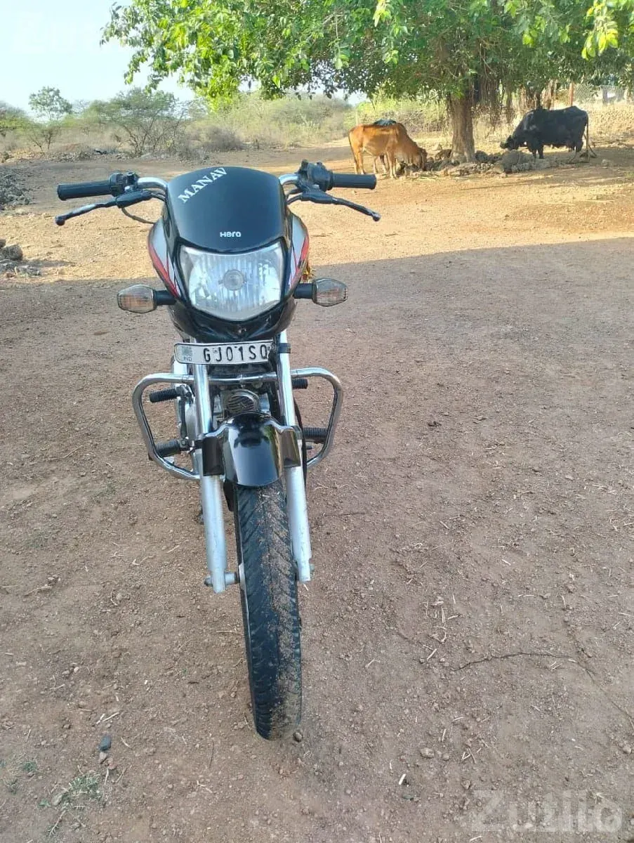 Hero HF Deluxe 2014 Bike, Second Owner - બાઇક્સ - જુનાગઢ - Image 2