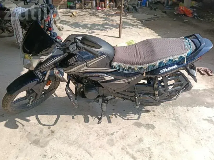Honda Commuter Bike Black - Bikes - Sayla - Image 3
