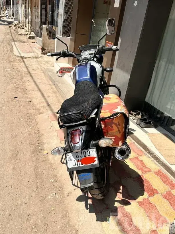 Bajaj V15 2016 Single Owner Bike - Bikes - Dhoraji - Image 4