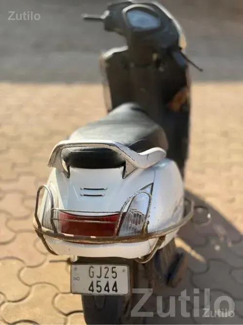 Used Honda Activa 2008 Scooter for Sale - બાઇક્સ - આદિત્યાણા - Image 3