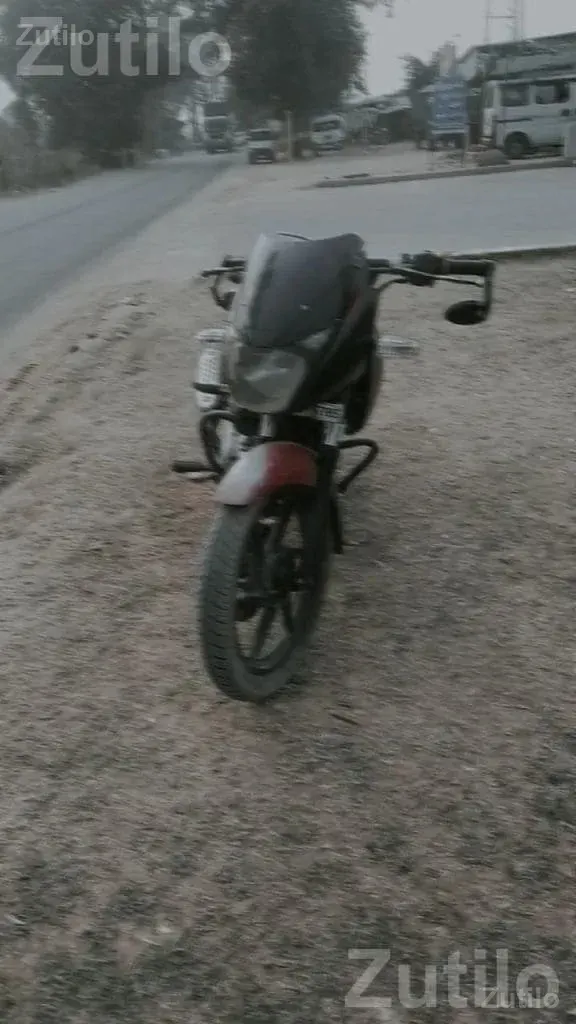Single Owner Motorcycle with 90% Tyre Condition - Bikes - Palanpur - Image 2