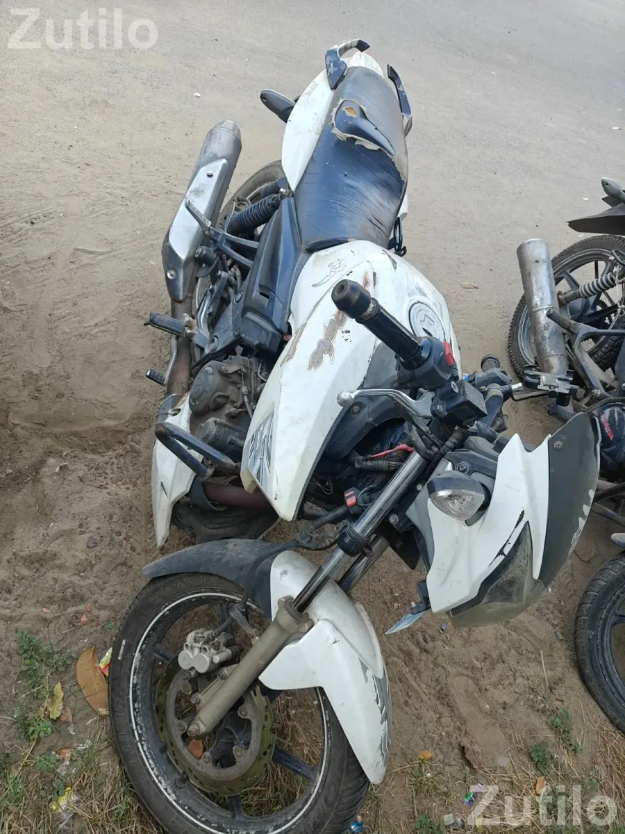 Apache RTR 180 2016 - Bikes - Ahmedabad City - Image 2