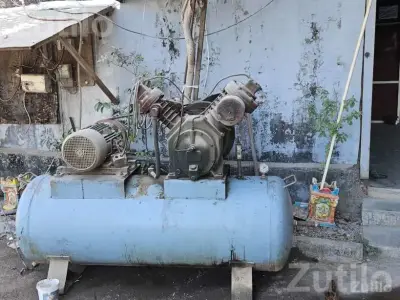10 HP Industrial Air Compressor 10 HP Industrial Air Compressor