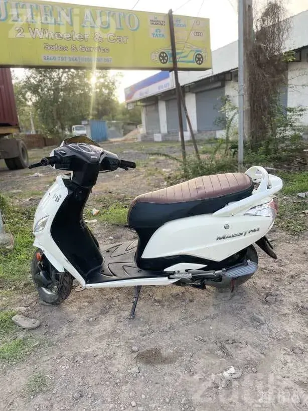 2012 Suzuki Access 125 Scooter, 37,808 km - બાઇક્સ - સુરત શહેર - Image 3