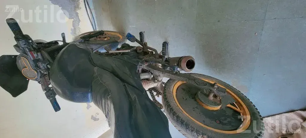 2010 Modified Black Self Start Scooter - બાઇક્સ - સાણંદ - Image 4