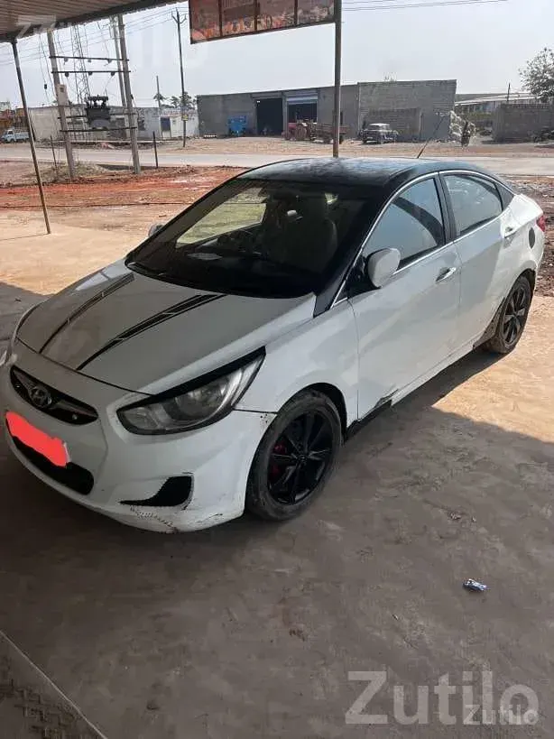 Hyundai Verna Car for Sale - કાર - મુળી - Image 2