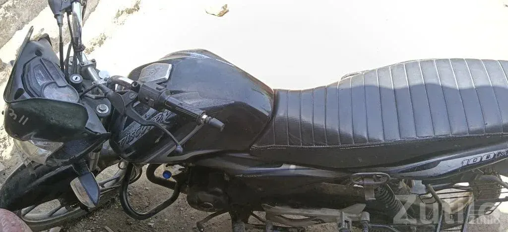 Bajaj Discover 2014 Petrol Bike - Bikes - Gadhada - Image 3