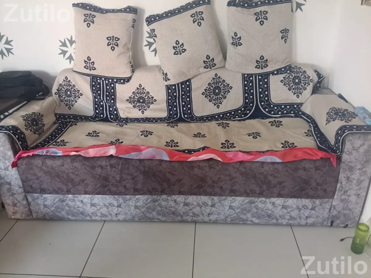 4 seater sofa super luxury - Sofa Sets & Couches - Unjha - Image 4
