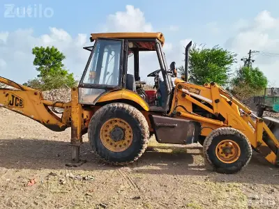 JCB Backhoe Loader 2006 Model