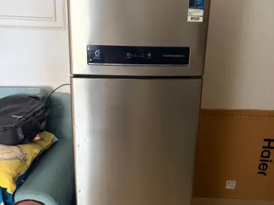 Whirlpool double door fridge Whirlpool double door fridge