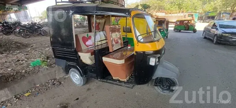 Piaggio Chhakda BS3 2012 Auto Rickshaw - ઓટો રિક્ષા - વડોદરા શહેર - Image 3