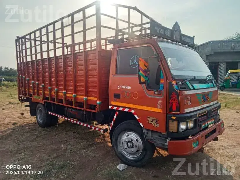 Eicher 2012 Truck 17 Feet All Papers Ready - Trucks & Lorries - Anand City - Image 3