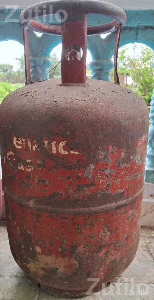 2 Empty Reliance Gas Cylinders 20kg and 16kg - Other Home Appliances - Anklav - Image 2