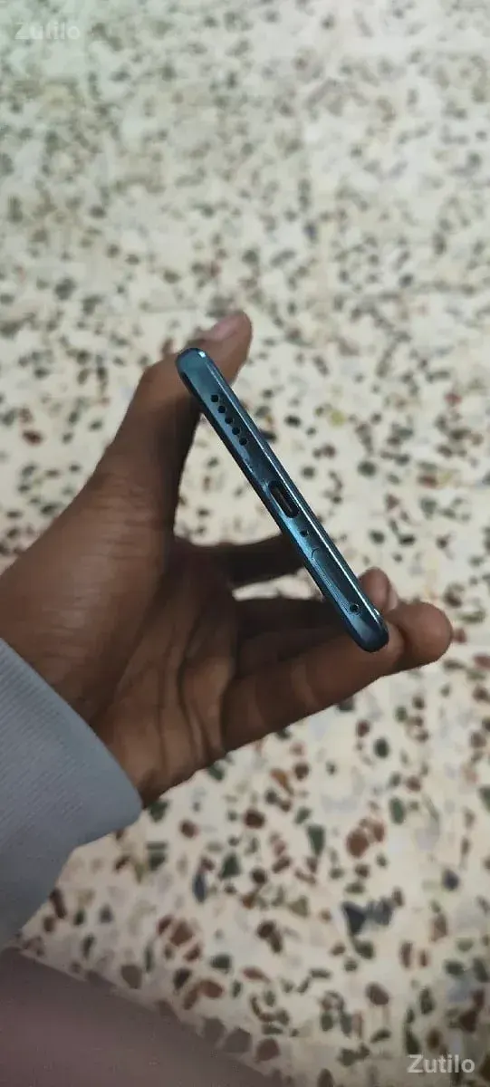 Vivo V30 128GB - Mobile Phones - Surendranagar City - Image 3