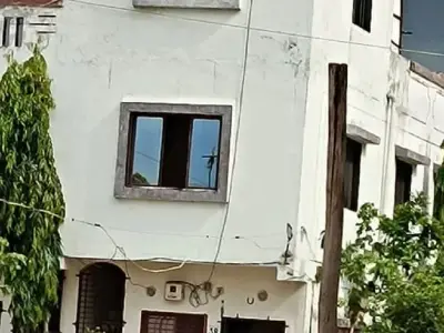 Corner Residential House for Sale in Umra Corner Residential House for Sale in Umra