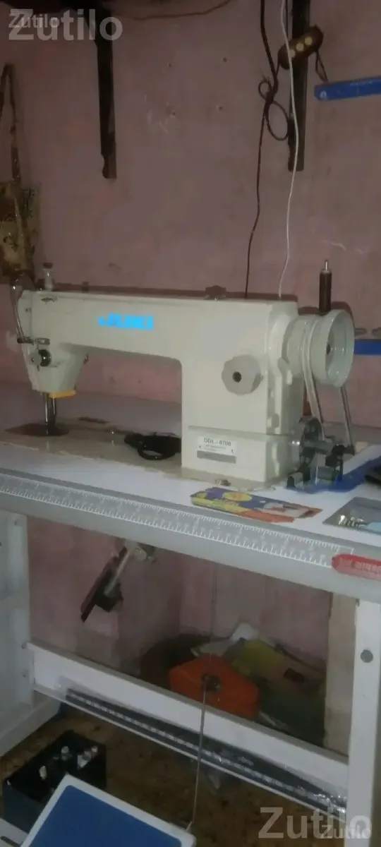 Juki Industrial Sewing Machine with Motor - ટેક્સટાઇલ મશીનરી - ભાવનગર શહેર - Image 2
