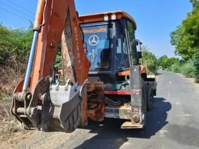 JCB Hitachi 2023 Excavator Machine JCB Hitachi 2023 Excavator Machine