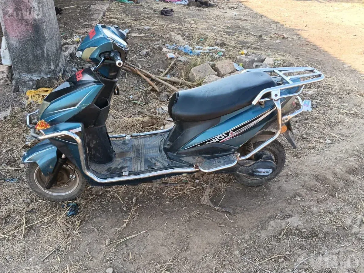 Electric Scooter with New Battery and Controller - Bikes - Kalyanpur - Image 2