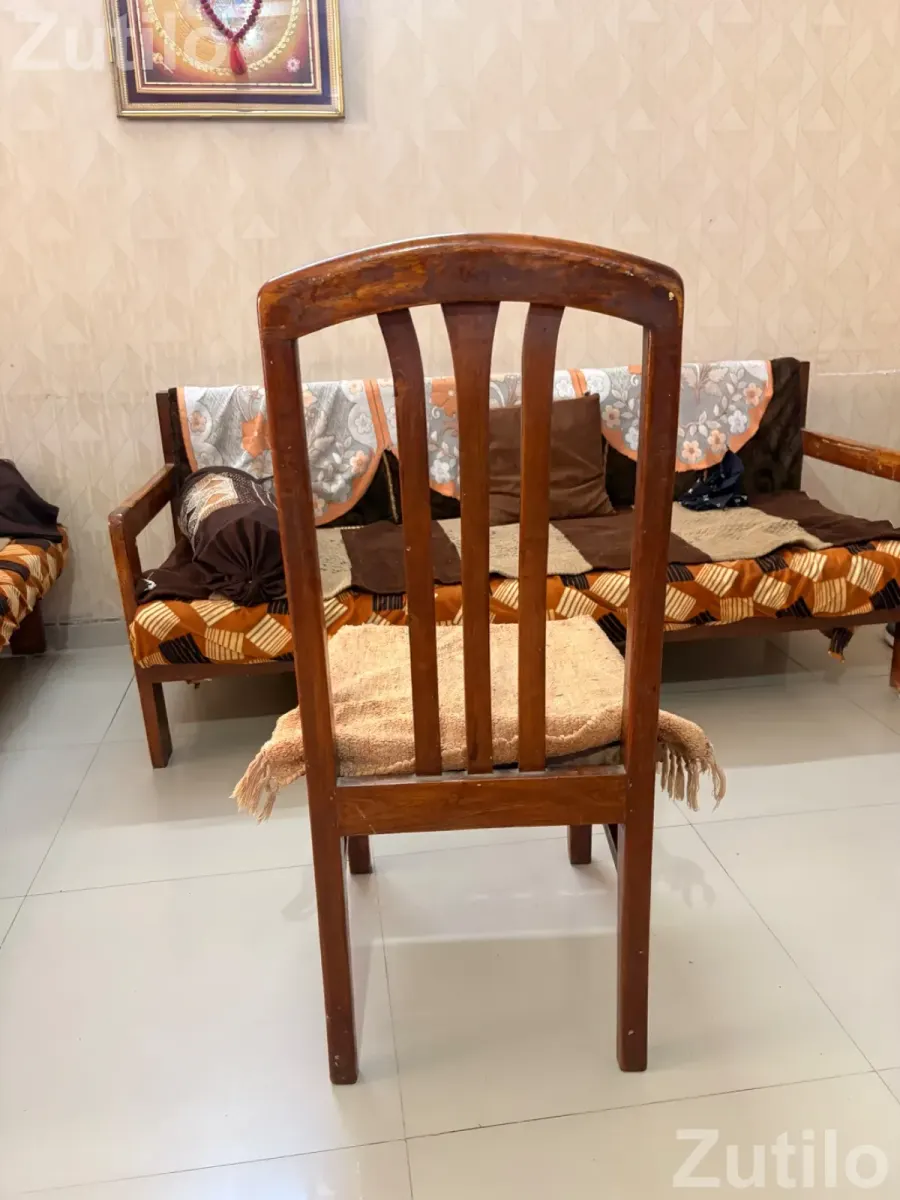 Sofa nd dinning table - સોફા સેટ અને કાઉચ - અમદાવાદ શહેર - Image 5