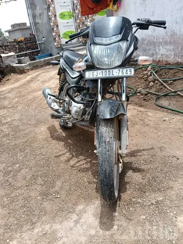 2022 Petrol Bike with Valid PUC - Bikes - Lalpur - Image 2