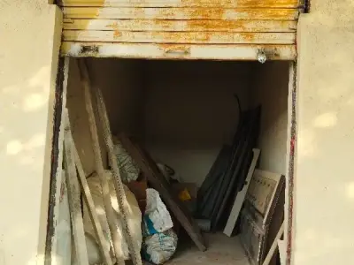 Small Commercial Shop for Sale Small Commercial Shop for Sale