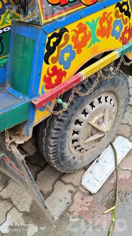 2015 Passenger Auto Rickshaw with New Tyres - ઓટો રિક્ષા - મેન્ડરડા - Image 3