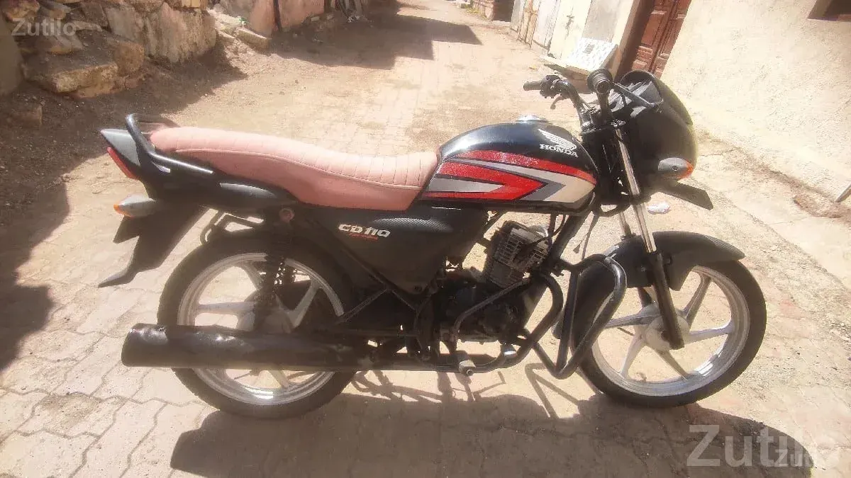 Honda CD110 2015 Used Bike for Sale - બાઇક્સ - કુટિયાણા - Image 3