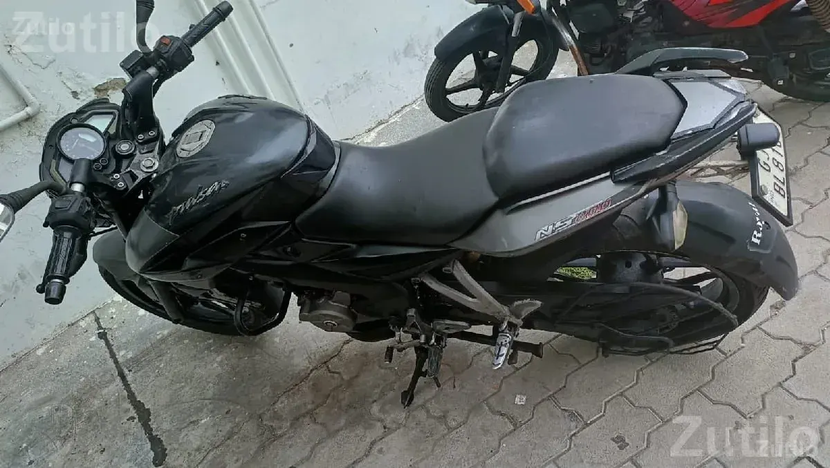 Bajaj Pulsar NS 200 2017 Bike - બાઇક્સ - પોરબંદર - Image 2