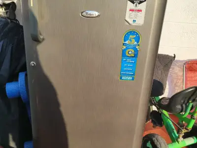 Refrigerator whirlpool Refrigerator whirlpool