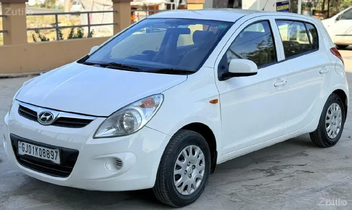 I20 Magna Petrol / Cng - Cars - Keshod - Image 3