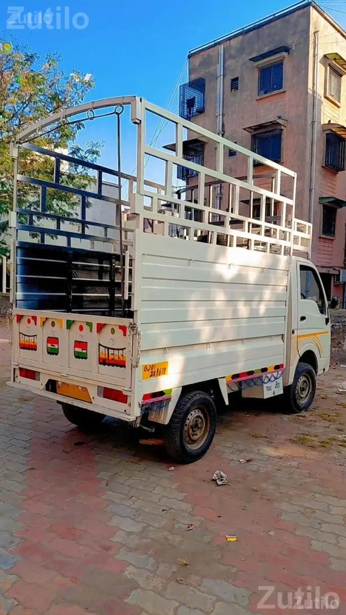 Tata Ace Goods Carrier with Paper and Insurance - ટ્રક અને લોરી - અમદાવાદ શહેર - Image 3