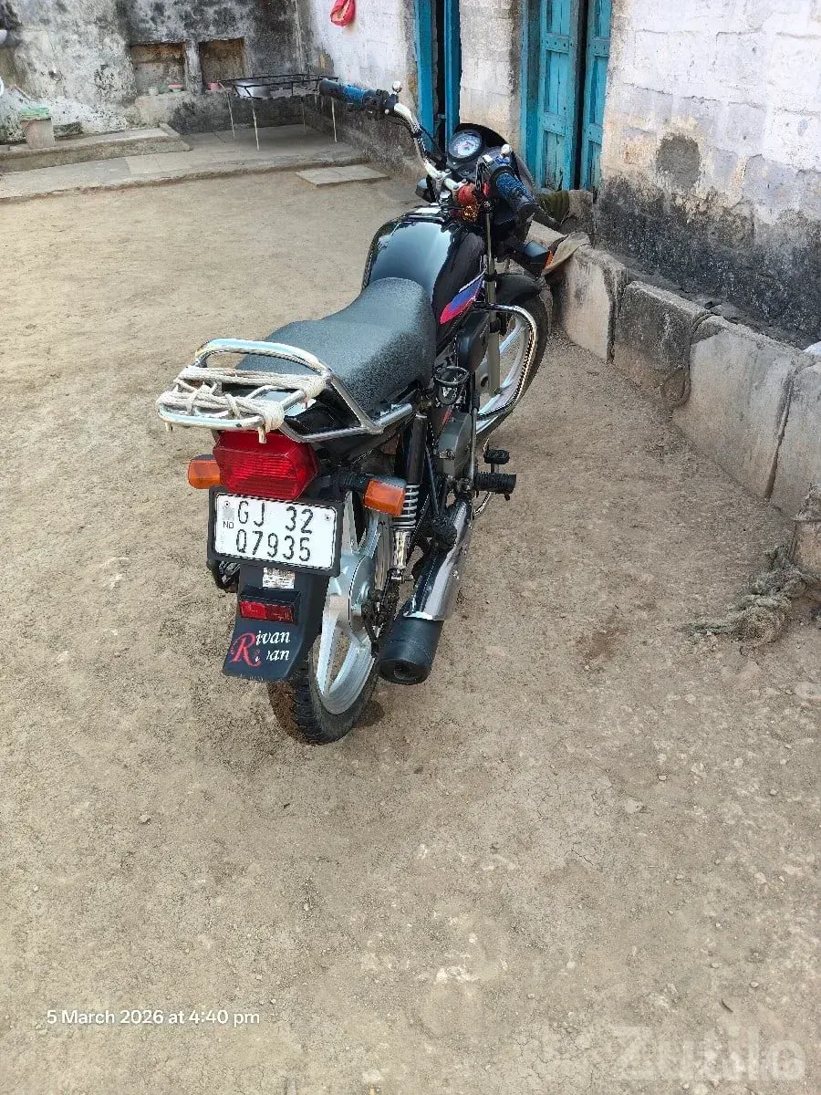 Hero Splendor 2021 Used Bike for Sale - બાઇક્સ - ઊના - Image 2