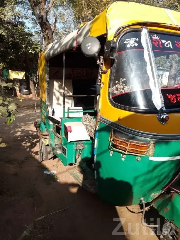 2012 Model Auto Rickshaw - ઓટો રિક્ષા - વડનગર - Image 5