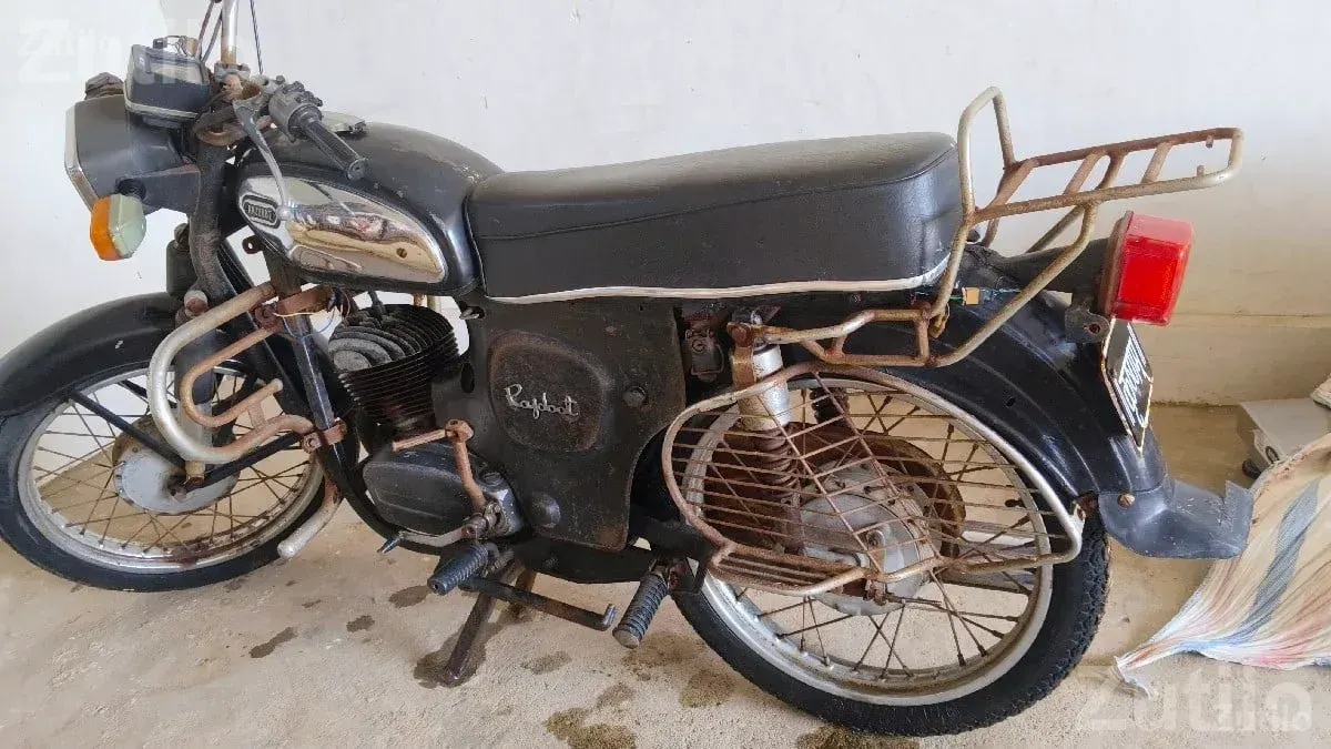 Rajdoot Motorcycle with Documents Clear - Bikes - Upleta - Image 2