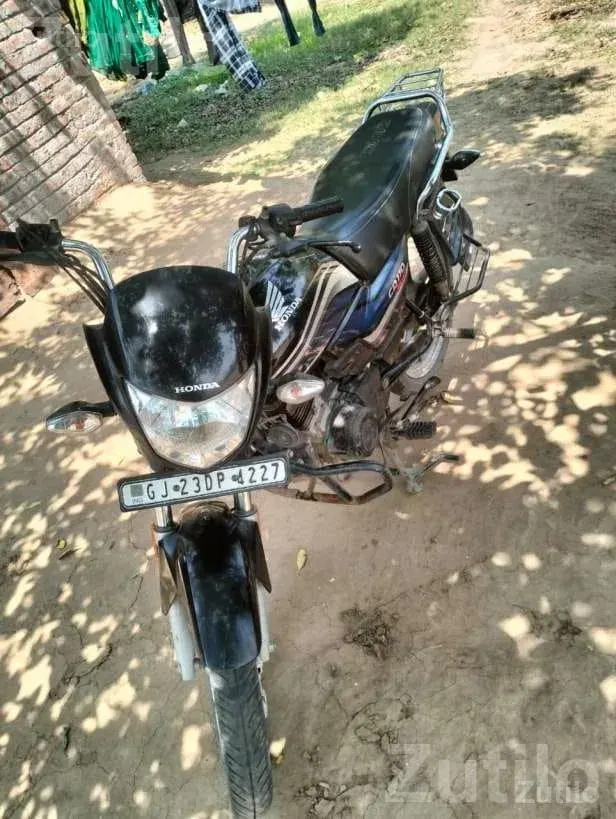 Hero CD 110 Bike 2022 Model - બાઇક્સ - બોટાદ - Image 3